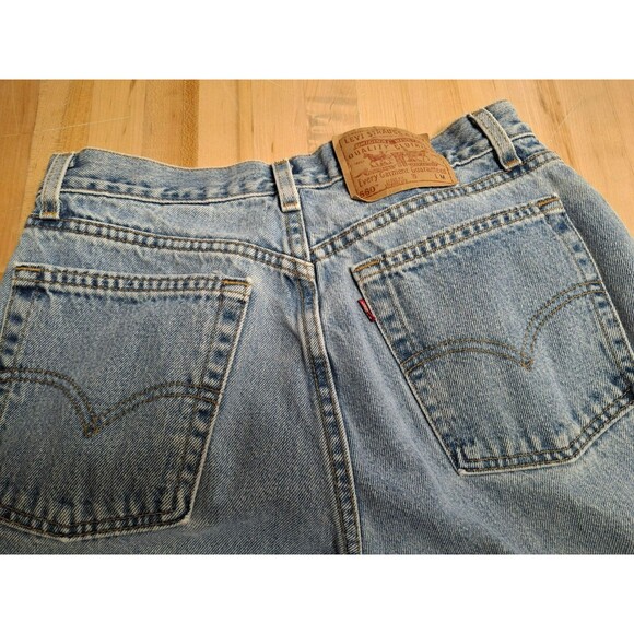 Vintage 90s Women's Levi's 560 Jeans, Size 10 M, Light, Loose Fit Straight Leg - Picture 5 of 7